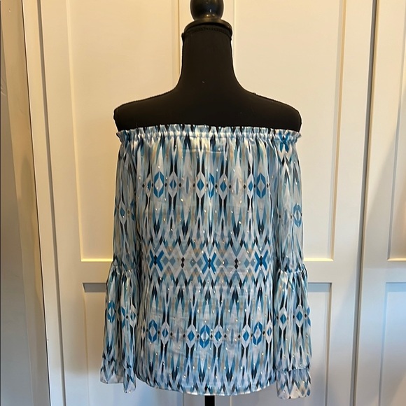White House Black Market Blue Geometric Off/On-Shoulder Blouse S - Picture 6 of 9